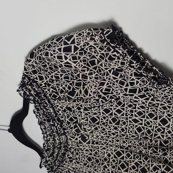 BCBGMAXAZRIA Pattern Black/ Cream Mod Diamond Square Peasant Top Size XXS - Picture 12 of 15